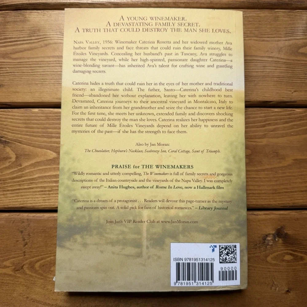 The Winemakers : A Novel of Wine and Secrets Paperback Jan‎ Moran
